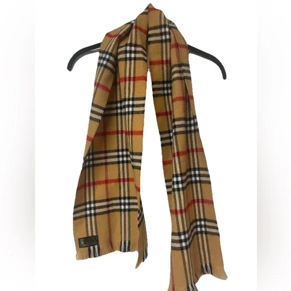 NWOT Plaid Scarf Tan, red, black, white with fringe designer inspired, plaid - Picture 4 of 4